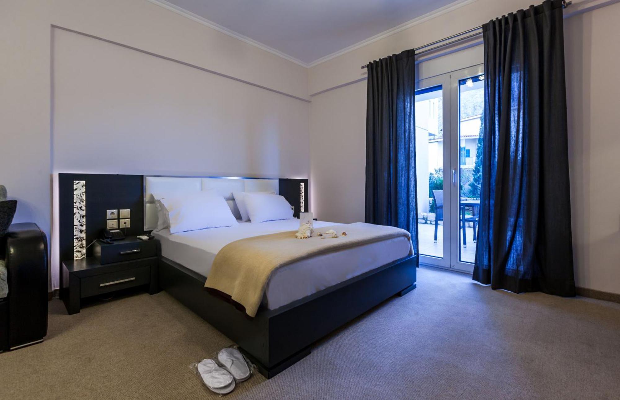 Pearl Bay Hotel Apartments Vrontados Экстерьер фото