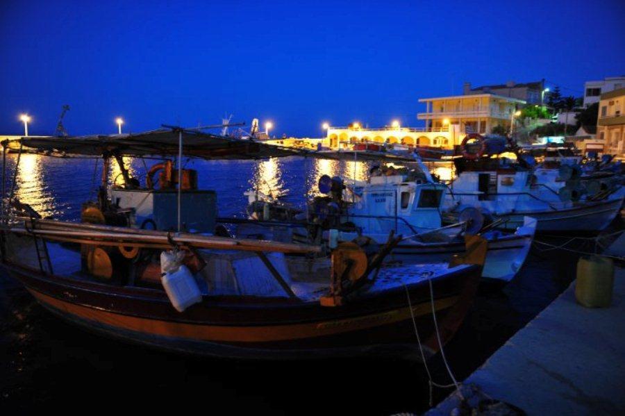 Pearl Bay Hotel Apartments Vrontados Экстерьер фото